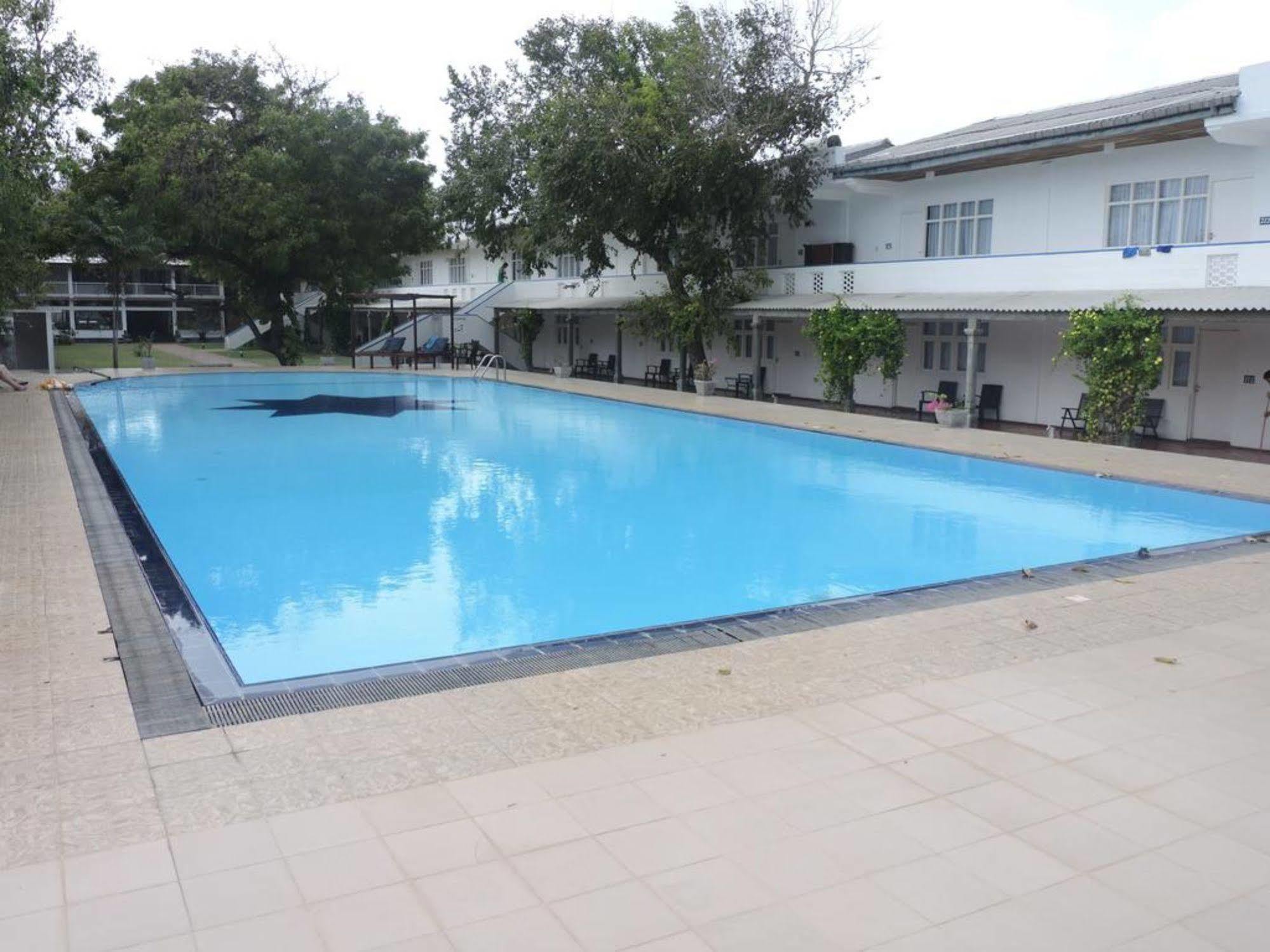 Pigeon Island Beach Resort And Spa Nilaveli Kültér fotó