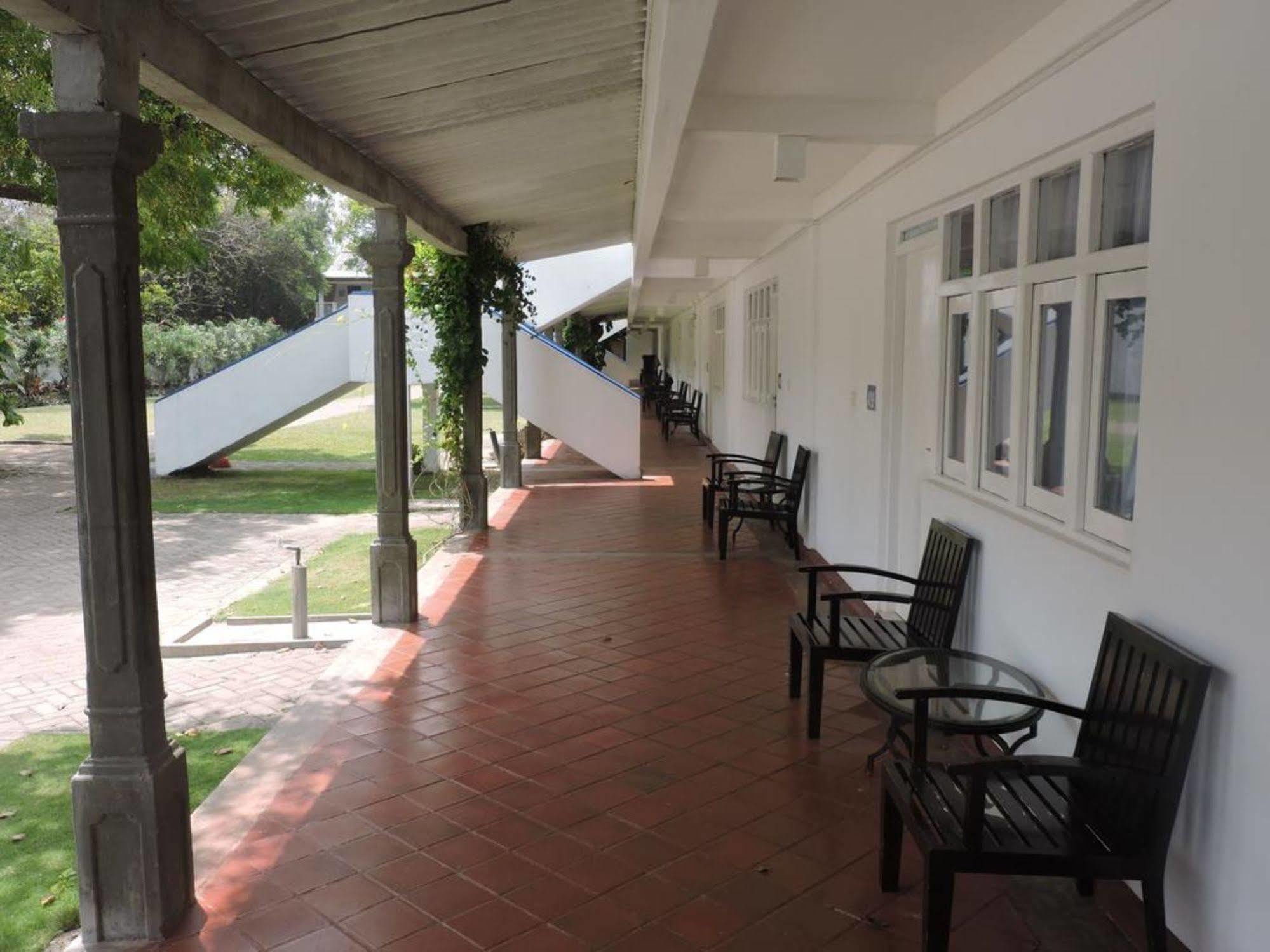Pigeon Island Beach Resort And Spa Nilaveli Kültér fotó